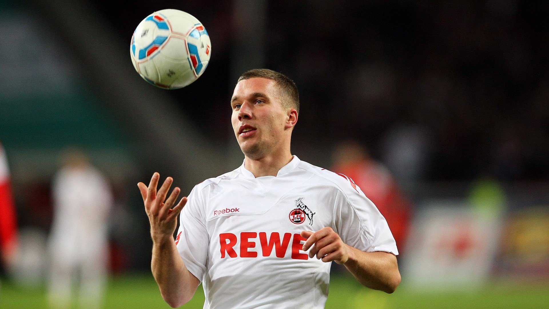 哈兰德喝奶梗升级队友爆料:真实程度吓人,哈兰德伤好了吗